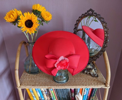 Vintage red occasion - red, wide