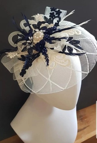 Cream and navy blue - cream,