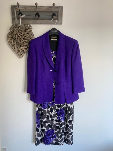 Precis special occasion outfit