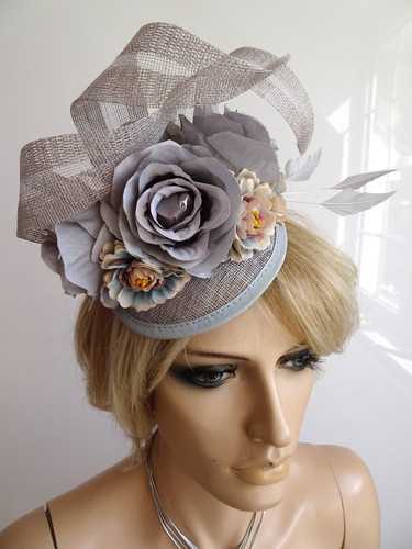 Stunning fascinator silver - stunning,
