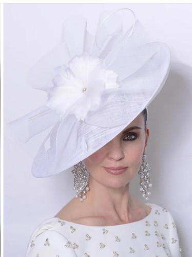 White wedding ascot disc - ascot,