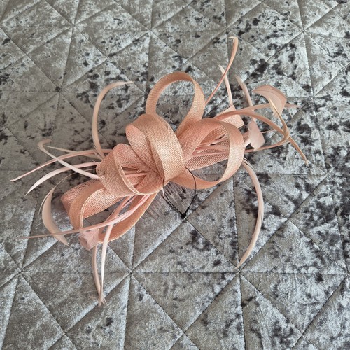 Blush pink fascinator wedding - pink,